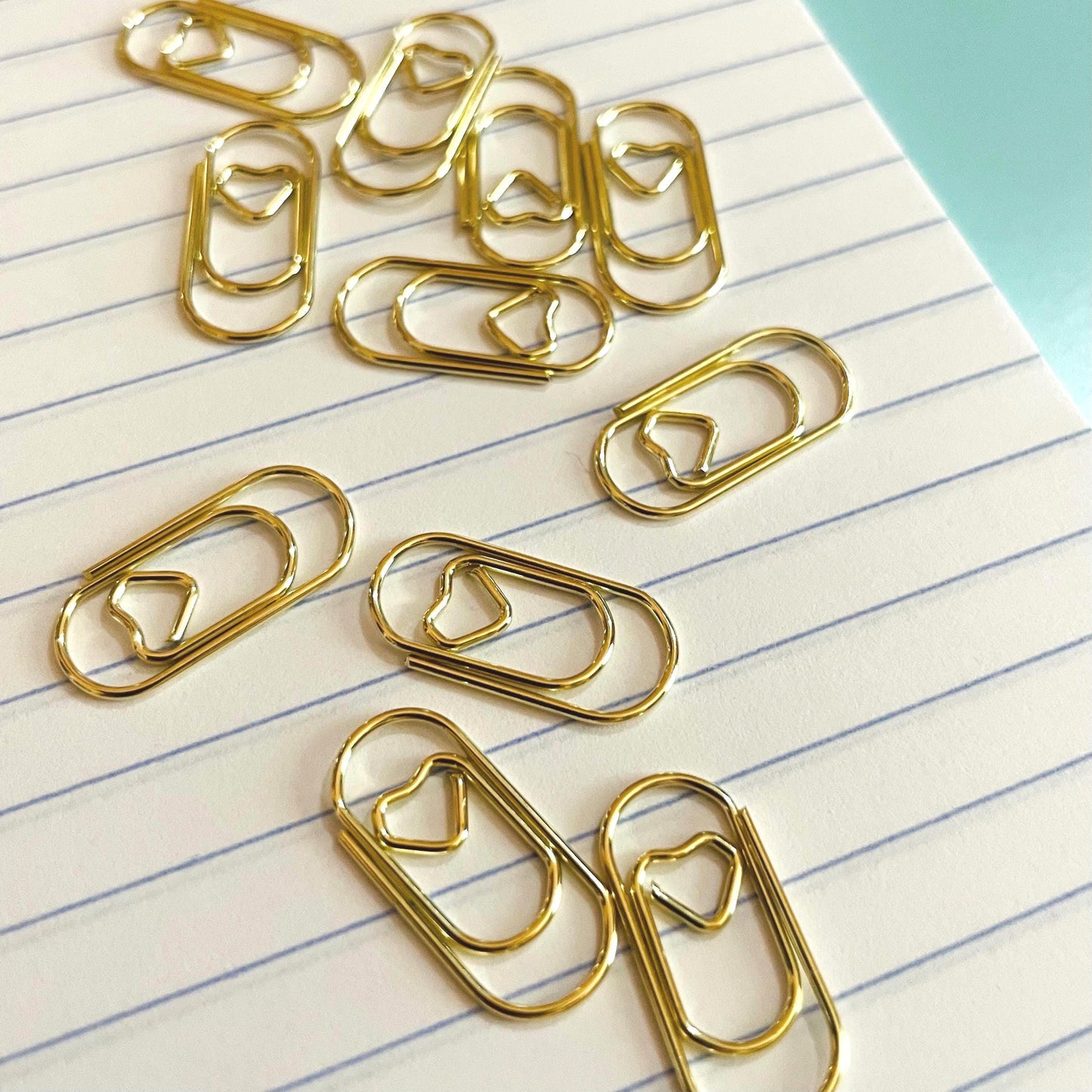 Gold Heart Paper Clips - 10 pcs - Yellow or Rose Gold