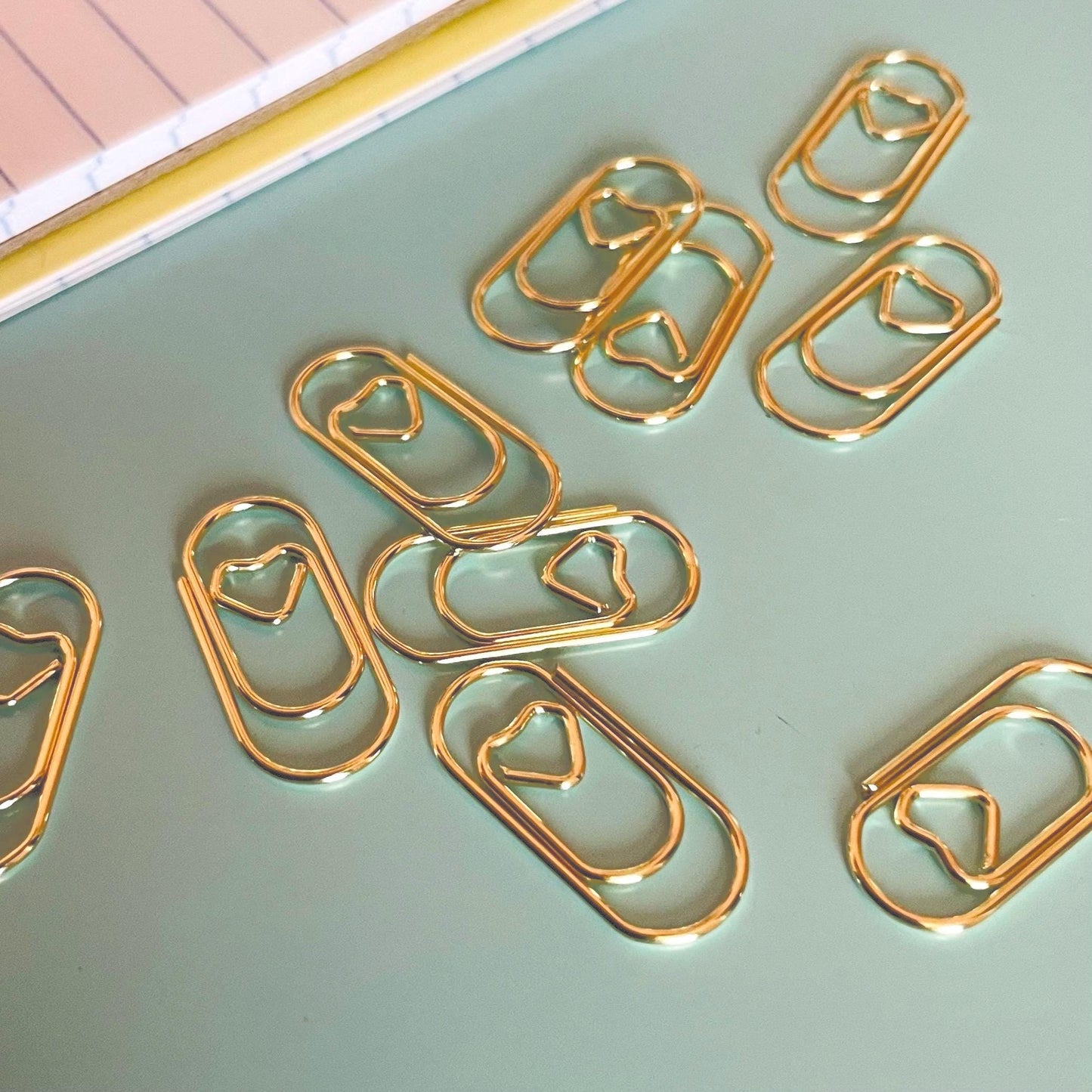 Gold Heart Paper Clips - 10 pcs - Yellow or Rose Gold